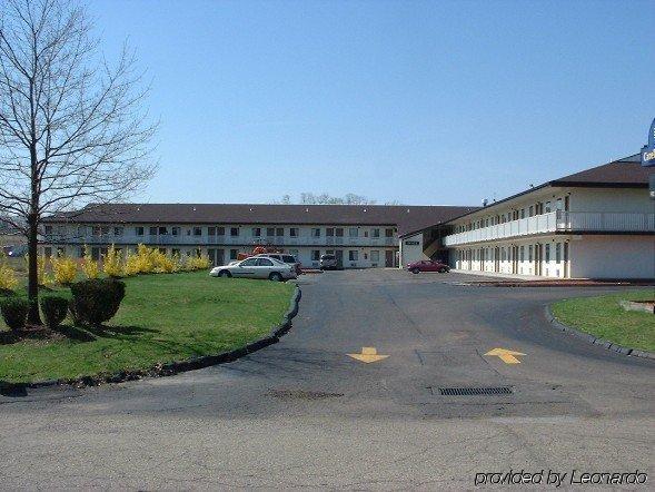 Hilltop Inn Pittsburgh Crafton Εξωτερικό φωτογραφία