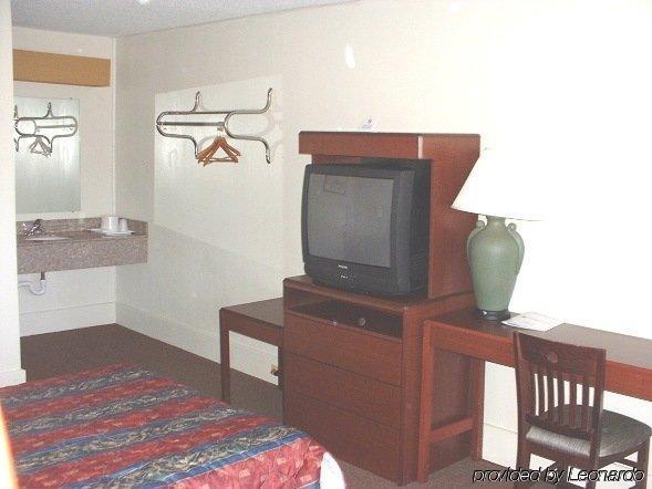 Hilltop Inn Pittsburgh Crafton Δωμάτιο φωτογραφία