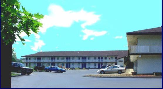 Hilltop Inn Pittsburgh Crafton Εξωτερικό φωτογραφία